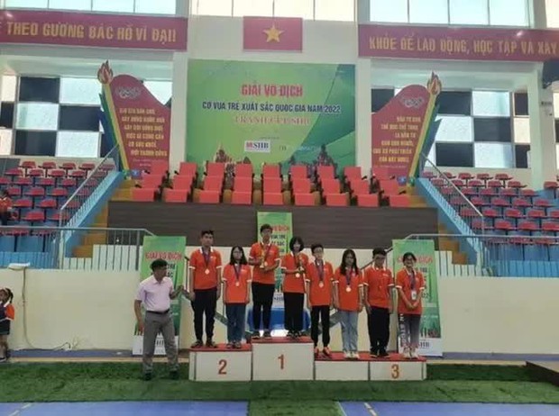 Chân dung thủ khoa đầu vào 3 trường chuyên ở Hà Nội vừa được phong kiện tượng cờ vua thế giới - Ảnh 4.