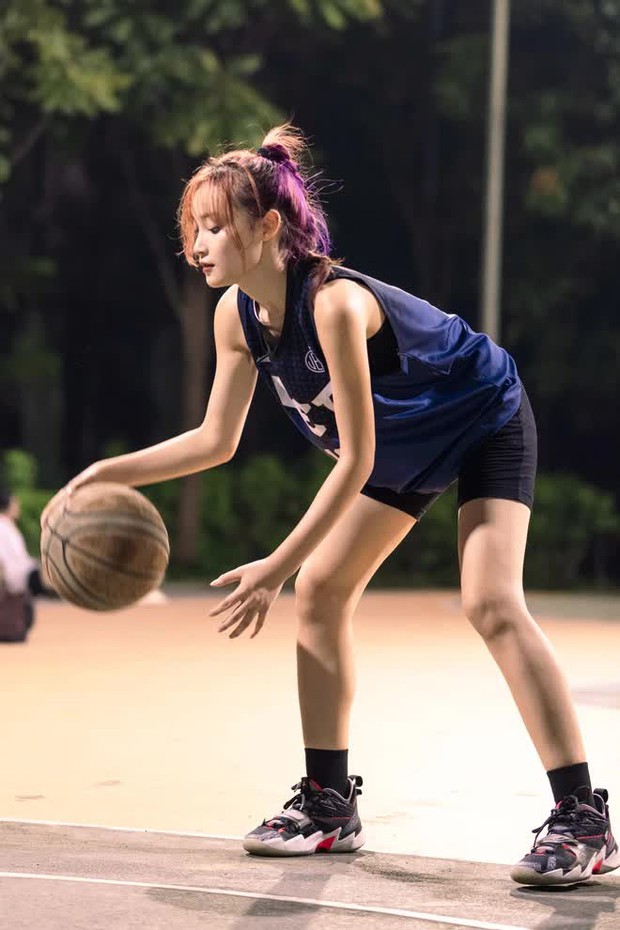 Nữ sinh Hải Phòng mê bóng rổ: Muốn phá vỡ định kiến con gái lên sân chỉ để chụp hình sống ảo - Ảnh 4.