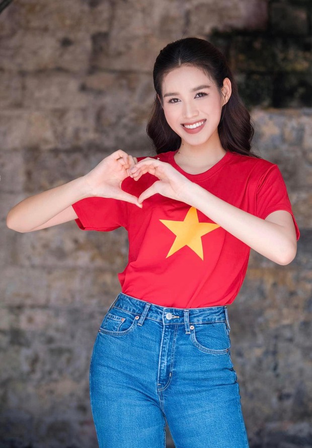 Đỗ Thị Hà, Mai Phương xinh đẹp mặc áo cờ đỏ sao vàng mừng ngày Quốc khánh - Ảnh 2.