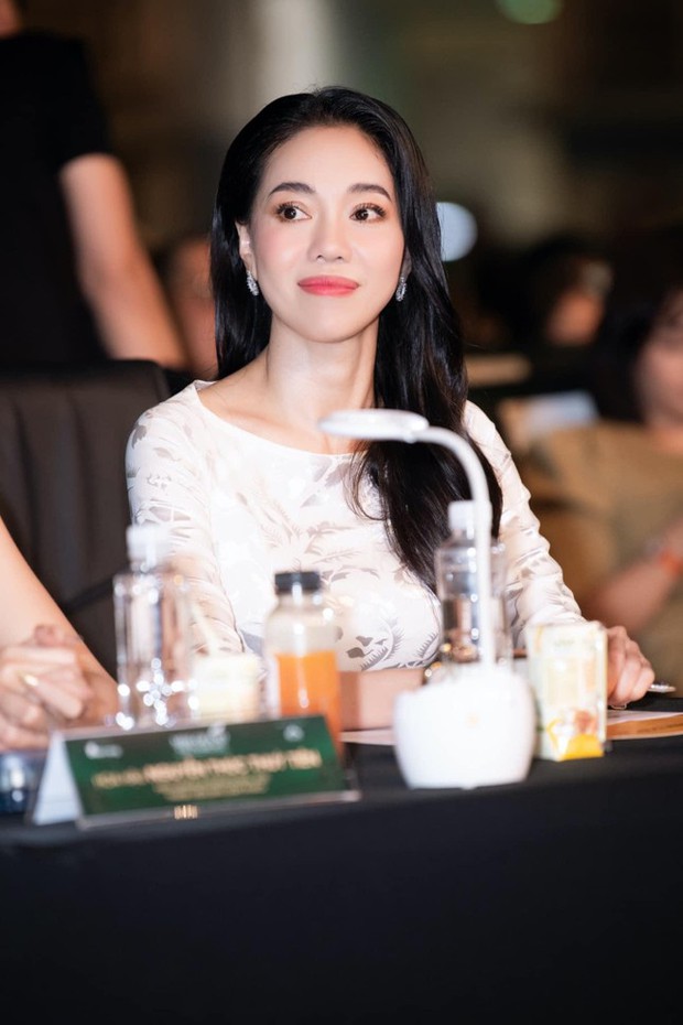 Hoa hậu Hòa bình Việt Nam gây tranh cãi về màn hô tên, BTC lên tiếng - Ảnh 3.