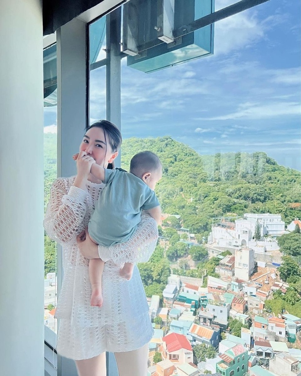 Sao Việt 6/9: Hòa Minzy vui vẻ bên bạn trai cũ, khẳng định mãi là gia đình - Ảnh 7.