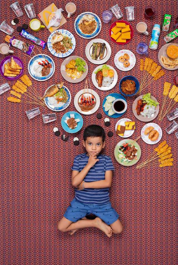 Trẻ em khắp thế giới ăn gì trong vòng 1 tuần? Bộ ảnh đặc sắc ghi lại vô vàn điều thú vị - Ảnh 11.