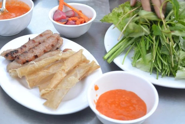 Nhà báo Anh choáng ngợp vì ẩm thực Nha Trang: Món ăn bình dị nhưng hương vị tuyệt đỉnh! - Ảnh 3. Nhà báo Anh choáng ngợp vì ẩm thực Nha Trang: Món ăn bình dị nhưng hương vị tuyệt đỉnh! - Ảnh 3.