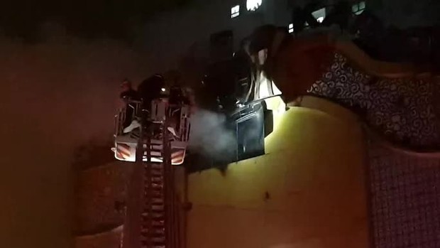 Hình ảnh cháy khủng khiếp tại karaoke ở Bình Dương, 12 người chết - Ảnh 9.