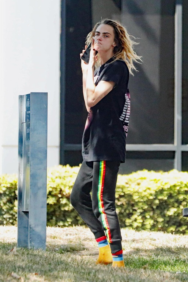 Người mẫu đình đám Cara Delevingne xuất hiện với hình ảnh bê bối, người hâm mộ lo ngại - Ảnh 6.