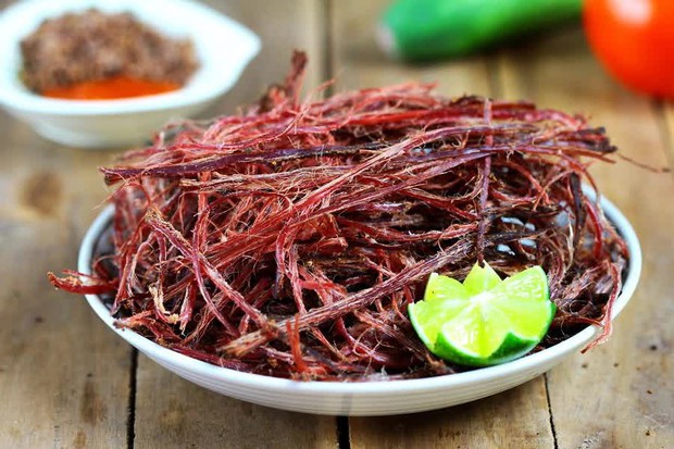 Ghé Mù Căng Chải bay dù ngắm lúa chín, đừng quên mua những đặc sản này về làm quà - Ảnh 5. Ghé Mù Căng Chải bay dù ngắm lúa chín, đừng quên mua những đặc sản này về làm quà - Ảnh 5.