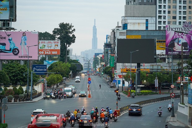Có một TP.HCM rất khác trong sáng đầu năm 2023 - Ảnh 5. Có một TP.HCM rất khác trong sáng đầu năm 2023 - Ảnh 5.