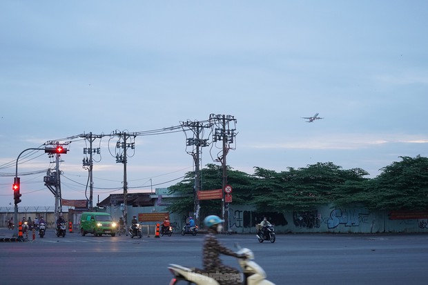 Có một TP.HCM rất khác trong sáng đầu năm 2023 - Ảnh 2. Có một TP.HCM rất khác trong sáng đầu năm 2023 - Ảnh 2.