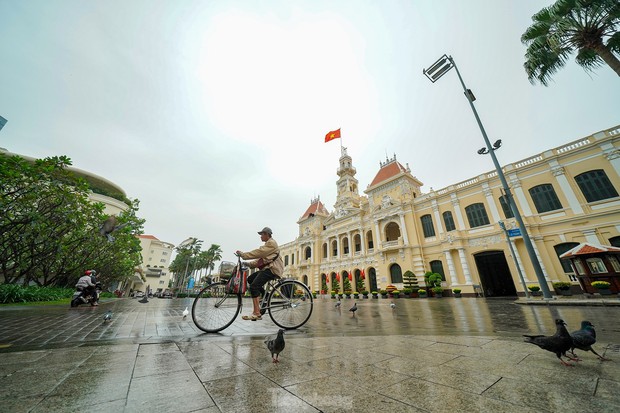 Có một TP.HCM rất khác trong sáng đầu năm 2023 - Ảnh 15. Có một TP.HCM rất khác trong sáng đầu năm 2023 - Ảnh 15.