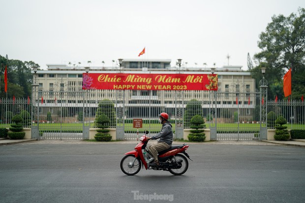 Có một TP.HCM rất khác trong sáng đầu năm 2023 - Ảnh 13. Có một TP.HCM rất khác trong sáng đầu năm 2023 - Ảnh 13.