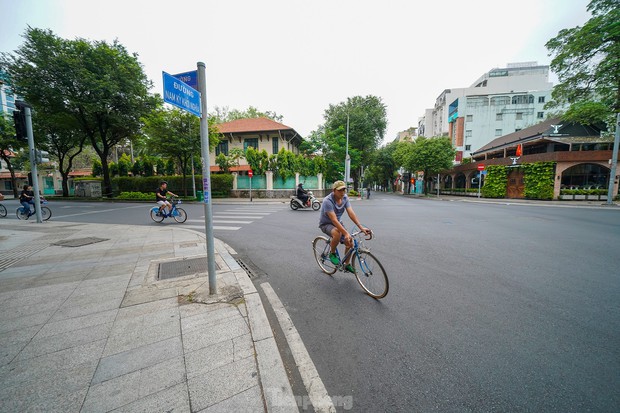 Có một TP.HCM rất khác trong sáng đầu năm 2023 - Ảnh 12. Có một TP.HCM rất khác trong sáng đầu năm 2023 - Ảnh 12.