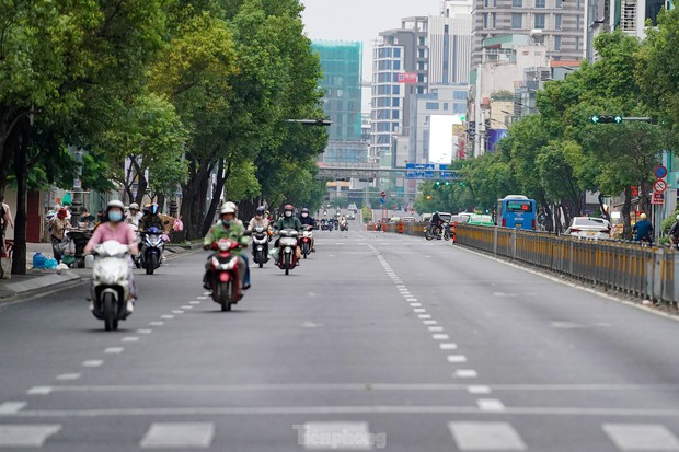 Có một TP.HCM rất khác trong sáng đầu năm 2023 - Ảnh 11. Có một TP.HCM rất khác trong sáng đầu năm 2023 - Ảnh 11.