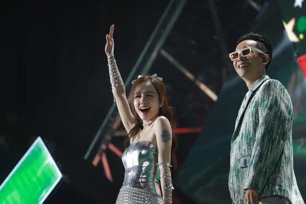 DJ Hyo cực cháy, Thu Minh - Mỹ Linh mở kết nối bất ngờ tại Heineken Countdown 2023 - Ảnh 7.