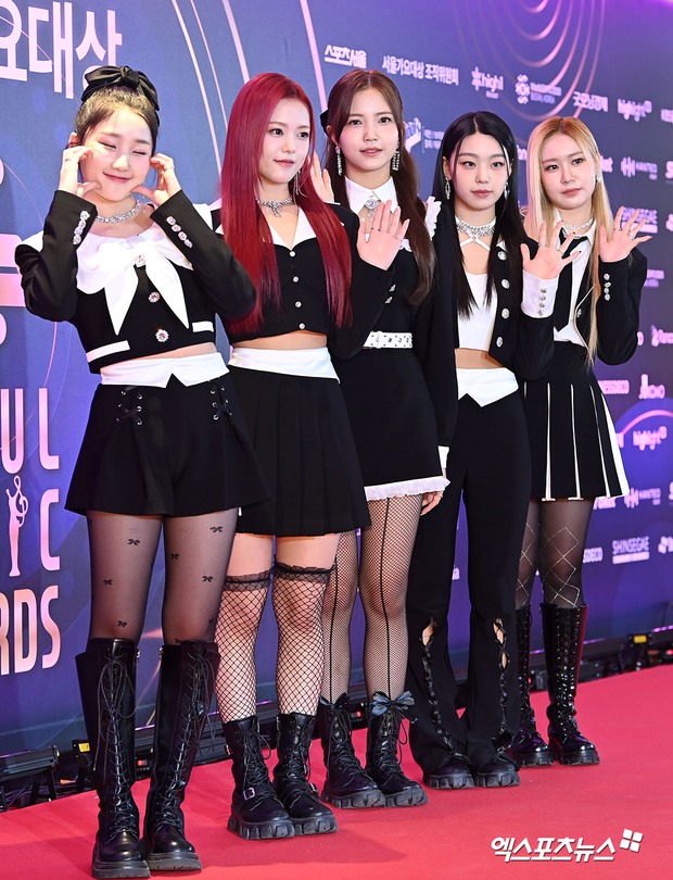 Thảm đỏ Seoul Music Awards: 1 nữ thần diện đồ cắt khoét bốc lửa lấn át IVE - (G)I-DLE, Minho cực soái dẫn đầu dàn sao - Ảnh 19.