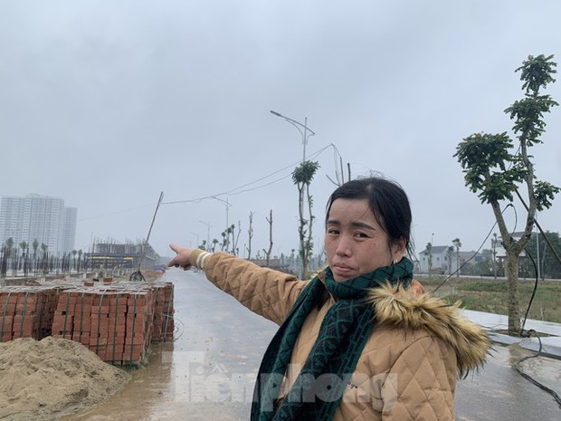 Hàng chục người khốn đốn vì nhà thầu mất liên lạc ngày giáp Tết - Ảnh 1. Hàng chục người khốn đốn vì nhà thầu mất liên lạc ngày giáp Tết - Ảnh 1.
