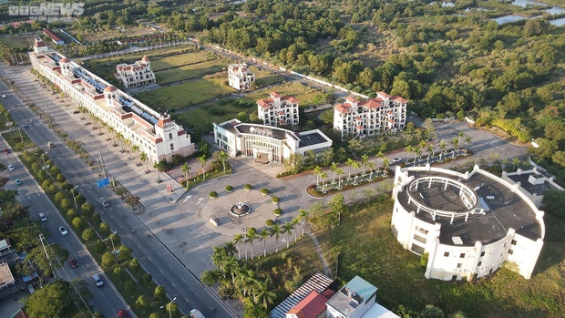 30 giây đột kích sào huyệt cờ bạc nửa tỷ USD - Ảnh 3. 30 giây đột kích sào huyệt cờ bạc nửa tỷ USD - Ảnh 3.