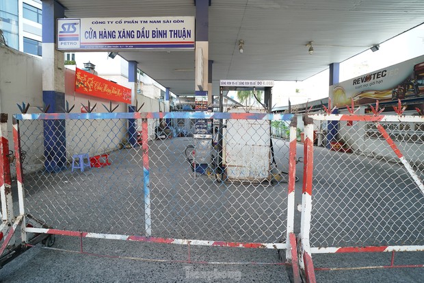 Sở Công Thương TP.HCM lên tiếng việc loạt cây xăng bất ngờ nghỉ Tết - Ảnh 1. Sở Công Thương TP.HCM lên tiếng việc loạt cây xăng bất ngờ nghỉ Tết - Ảnh 1.