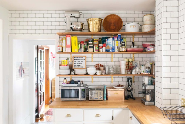 5 bước để phòng bếp nhà bạn sau Tết gọn gàng, tinh tươm - Ảnh 2.