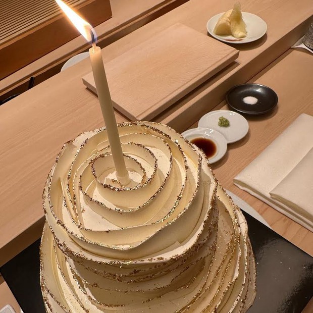 Bóc giá tiệc sinh nhật sang chảnh của Jennie: Tổ chức ở khách sạn Song Song từng làm đám cưới, bánh kem đắt đỏ bất ngờ - Ảnh 3.