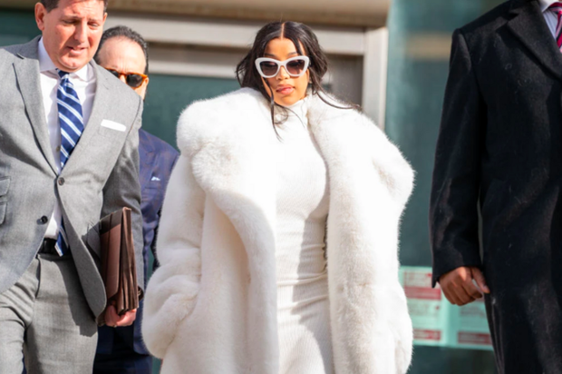 It's not Cardi B: Going to court but thinking she's going to Fashion Week! - Photo 1.
