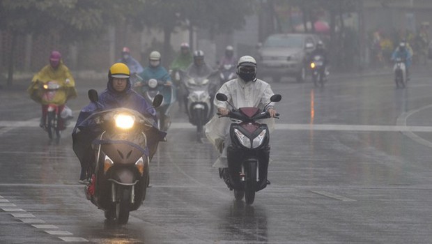 Miền Bắc sắp đón mưa xuân dài ngày, trời nồm ẩm - Ảnh 1.