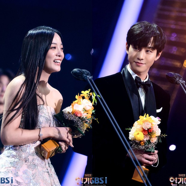 Kim Se Jeong - Ahn Hyo Seop revealed dozens of dating hints at the SBS Awards, she was afraid of being exposed like Song Joong Ki, so she quickly deleted the evidence?  - Photo 7.