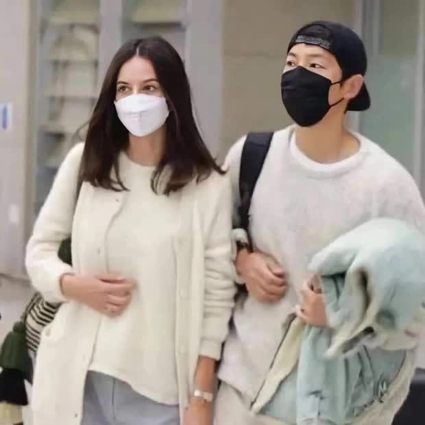 Dispatch tung ảnh độc quyền bà xã Song Joong Ki đi mua đồ trẻ em, hé lộ cách tài tử chăm vợ bầu tại biệt thự gần 400 tỷ - Ảnh 5.