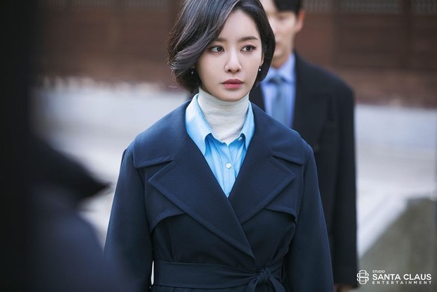 Ác nữ ngực khủng bắt nạt Song Hye Kyo: Đóa hoa nở muộn nóng bỏng, còn tốt nghiệp trường đại học danh tiếng thế giới - Ảnh 10.
