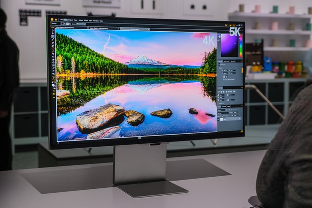 Apple Studio Display lép vế trước màn hình 5K mới ra mắt của Samsung - Ảnh 3.