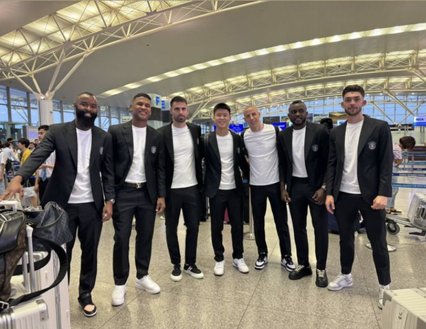 Duy Mạnh xuất hiện với 'hai tài sản quý giá', Quỳnh Anh thu hút sự ngưỡng mộ của cư dân mạng