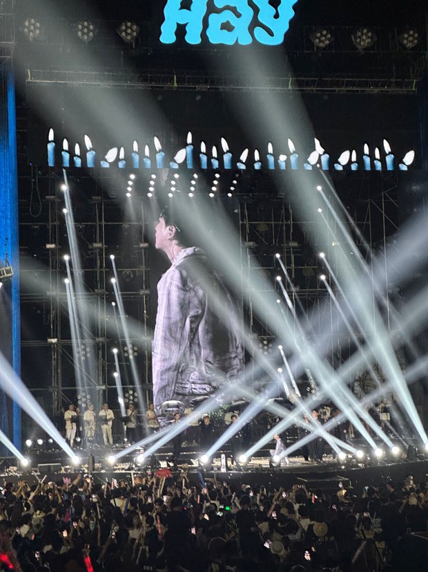 JustaTee thả hồn vào set diễn loạt hit kinh điển tại HAY FEST, hứa hẹn một concert riêng đáng mong chờ vào năm sau! - Ảnh 4. JustaTee thả hồn vào set diễn loạt hit kinh điển tại HAY FEST, hứa hẹn một concert riêng đáng mong chờ vào năm sau! - Ảnh 4.