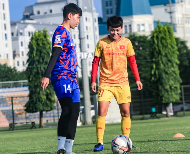 Bật mí bí quyết chăm sóc da tập luyện của hotgirl Thanh Nhã và Trần Thị Duyên dưới ánh nắng chói chang