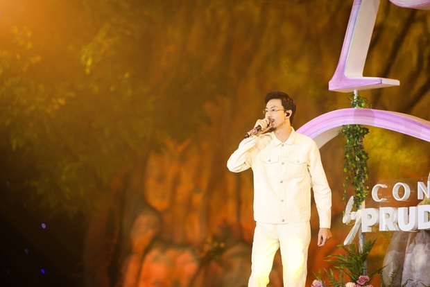 Mỹ Tâm, Đen Vâu, Ái Phương, Song Luân, Lâm Bảo Ngọc gây sốt tại An Concert: Đêm nhạc kỳ diệu tràn đầy cảm xúc!