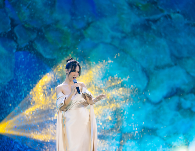 Mỹ Tâm, Đen Vâu, Ái Phương, Song Luân, Lâm Bảo Ngọc gây sốt tại An Concert: Đêm nhạc kỳ diệu tràn đầy cảm xúc!