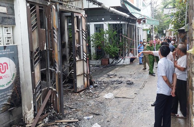 Cận cảnh hiện trường căn nhà 3 tầng bị cháy khiến 2 cháu bé tử vong ở Đà Nẵng - Ảnh 5.