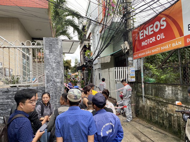 Cận cảnh hiện trường căn nhà 3 tầng bị cháy khiến 2 cháu bé tử vong ở Đà Nẵng - Ảnh 4.