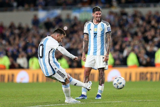 Messi tái xuất tuyển quốc gia: Siêu sao Argentina ghi 2 bàn đẳng cấp, khán giả vỗ tay không ngừng
