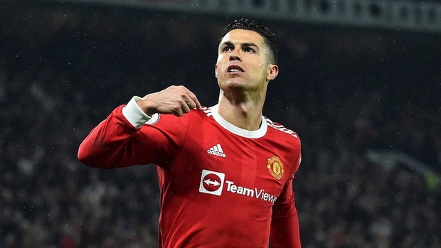 Ronaldo: Với 30 kỷ lục không thể tin nổi này, anh chàng thực sự là huyền thoại