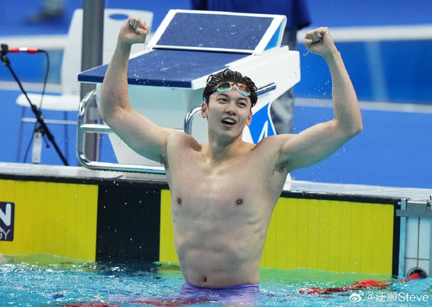 Nhà vô địch bơi lội ASIAD 2023 nổi bật với chiều cao 1,91m, ngoại hình cuốn hút như ngôi sao điện ảnh
