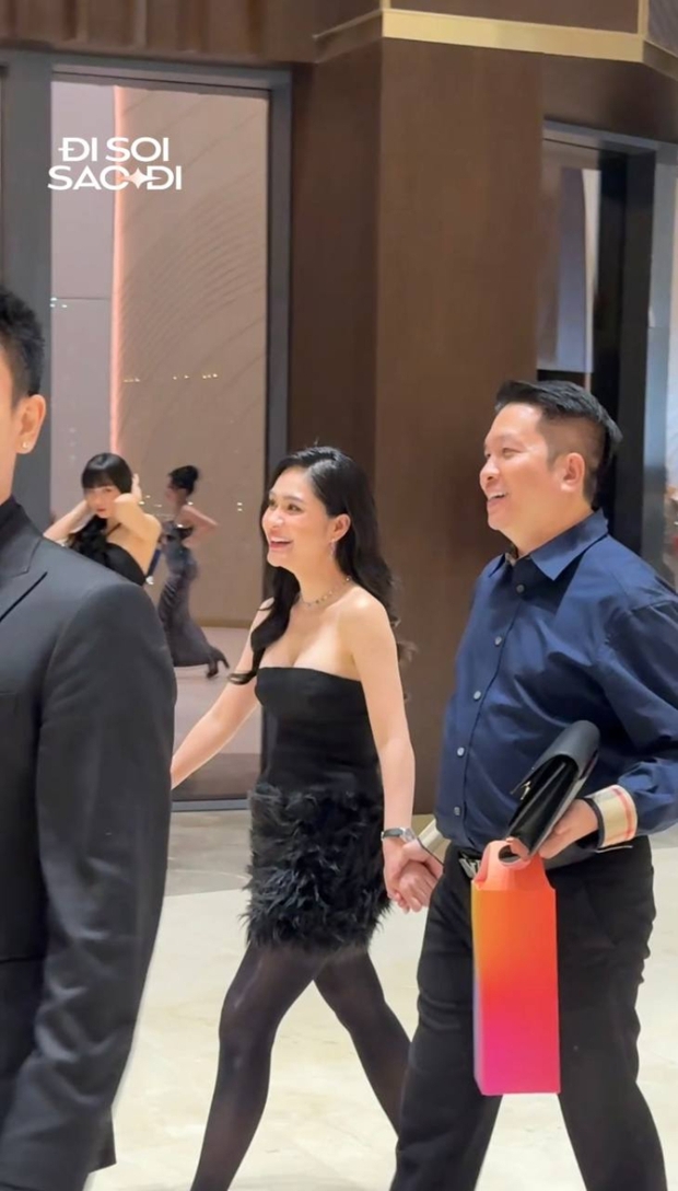 Vóc dáng hiện tại của Đoàn Di Băng ra sao mà được nhận xét “thoát chấp niệm cam thường rồi” - Ảnh 2. Vóc dáng hiện tại của Đoàn Di Băng ra sao mà được nhận xét “thoát chấp niệm cam thường rồi” - Ảnh 2.