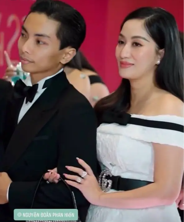 Biến đổi nhan sắc của Khánh Thi: Hóa thân thành công chúa điệu đà sau 30 năm