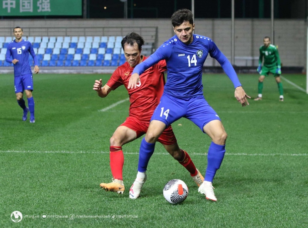 ĐT Việt Nam 0-2 ĐT Uzbekistan: Bước ngoặt đầy kịch tính gây bất ngờ