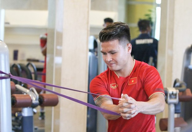 Quang Hải vắng mặt đại chiến Hà Nội tại V-League 2023/24 - Tin hot nhất!