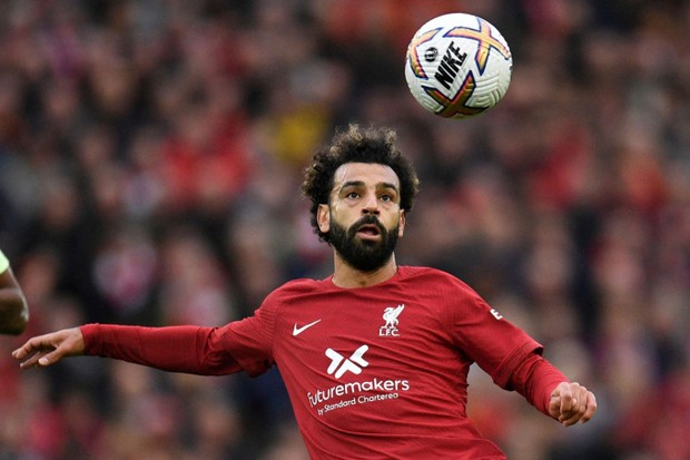 Top 10 cầu thủ kiếm tiền khủng nhất trong năm 2023: Ronaldo vươn lên dẫn đầu, vượt mặt Messi với thu nhập gấp đôi