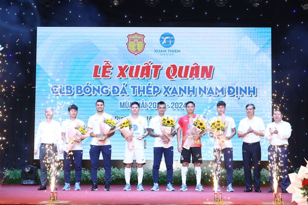 Nam Định hướng tới vị trí top 3 VLeague 2023/24: Chiến thắng đầy ấn tượng đánh dấu sự khởi đầu hoàn hảo