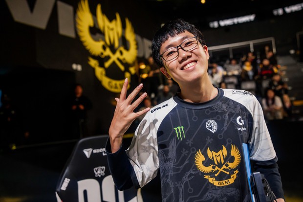 GAM và GenG nảy lửa trong trận đấu đầu hấp dẫn Swiss CKTG 2023, fan VCS sôi động!