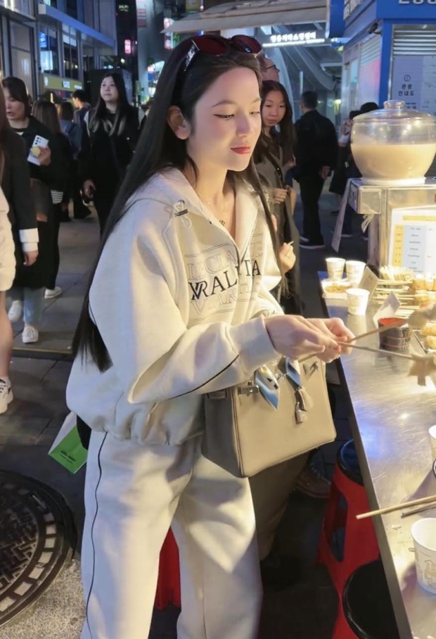 Chu Thanh Huyền bất ngờ xuất hiện tại sân vận động sau sóng scandal, hành trình sang chảnh shopping tại Hàn Quốc