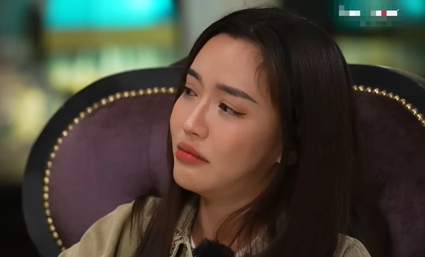 Bích Phương gây xúc động: Cám ơn mọi người vì lời động viên và niềm tin vào tôi