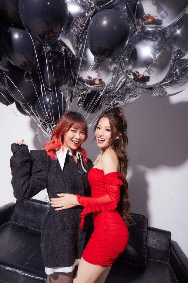 Dàn sao náo động tại bộ ảnh cưới Puka - Gin Tuấn Kiệt: Hoà Minzy - Khánh Vân rực rỡ, chú rể ôm vợ siết chặt