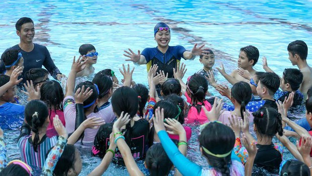 Ánh Viên: Nữ hoàng bơi lội lên đỉnh thành công, sứ giả của đam mê thể thao